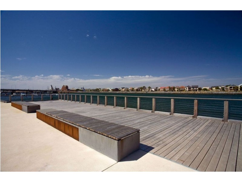 6 Karka Cove, New Port SA 5015