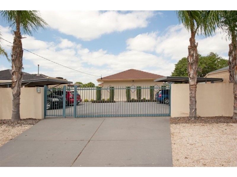 1/2 Pearce Street, Ottoway SA 5013
