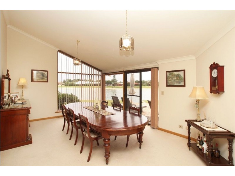 53 McDonald Grove, West Lakes SA 5021