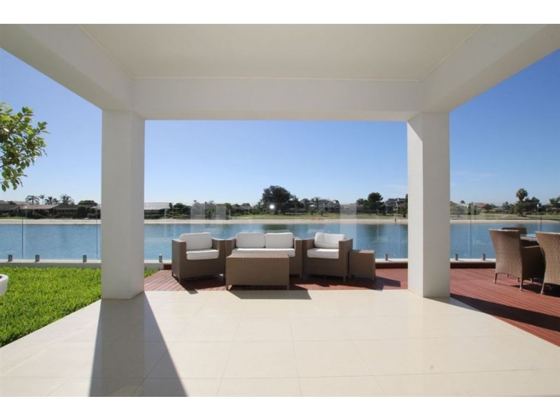 7A Dutton Grove, West Lakes Shore SA 5020