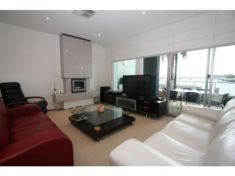 27 Karka Cove, New Port SA 5015