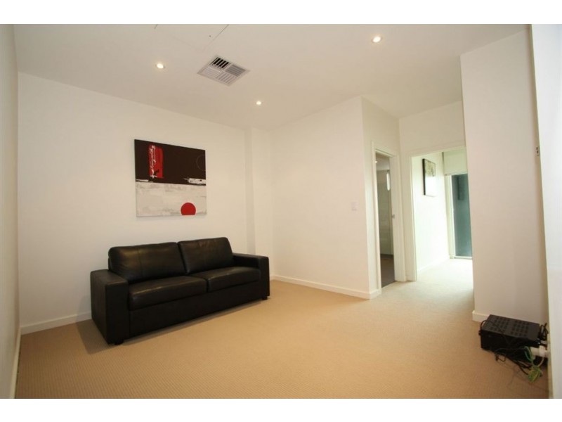 27 Karka Cove, New Port SA 5015