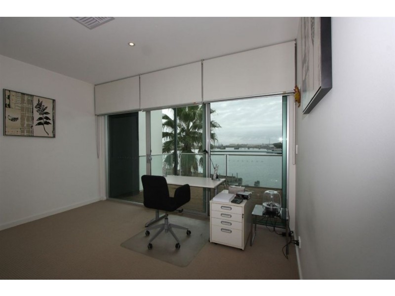 27 Karka Cove, New Port SA 5015