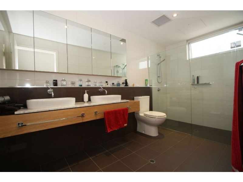 27 Karka Cove, New Port SA 5015