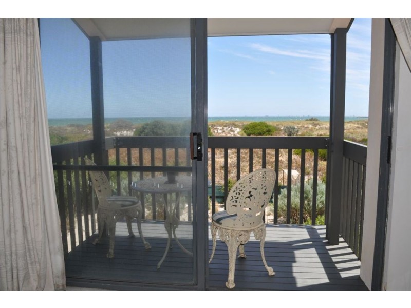 142 Gulf Point Drive, North Haven SA 5018