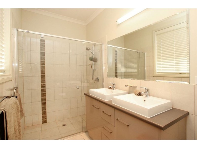 11 Huron Grove, West Lakes SA 5021