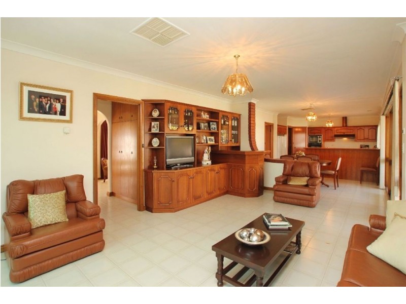 9 Fiji Place, West Lakes SA 5021