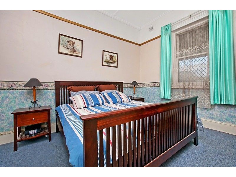 203 Hart Street, Glanville SA 5015