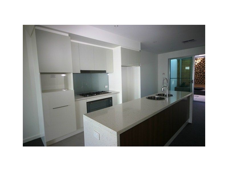 37 Karka Cove, New Port SA 5015