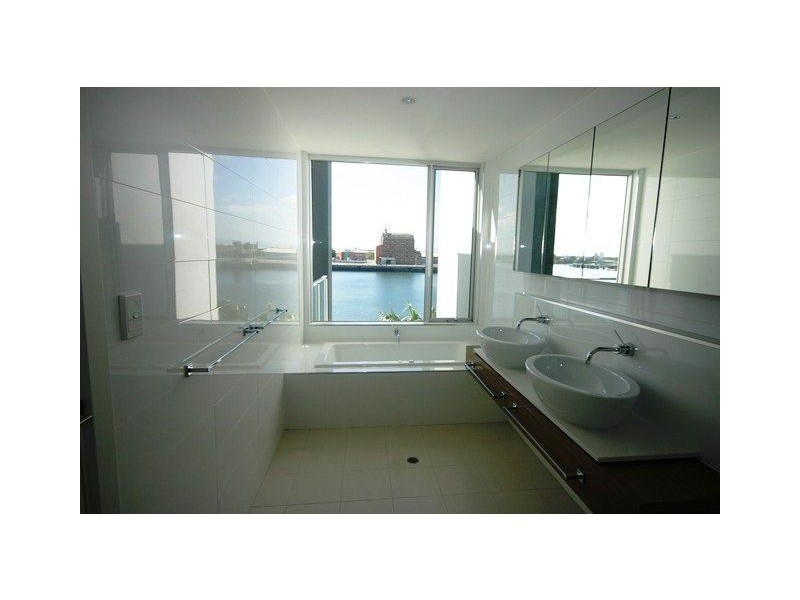 37 Karka Cove, New Port SA 5015