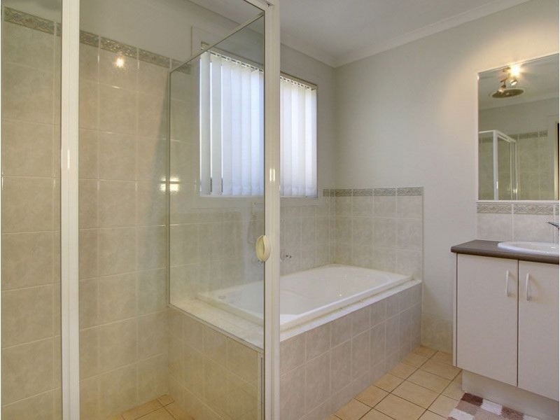 10 Rosette Avenue, Para Hills West SA 5096