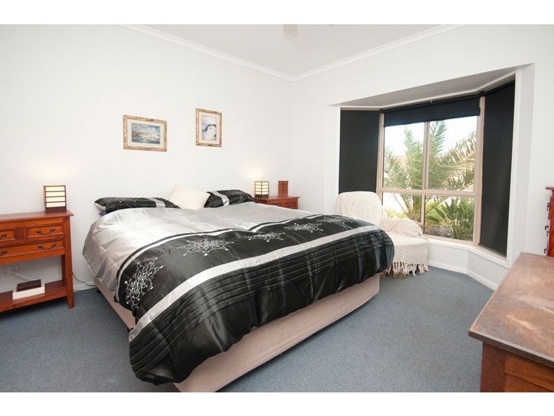 9 Moore Street, Birkenhead SA 5015