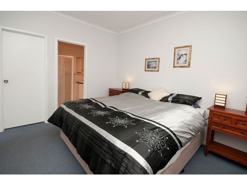 9 Moore Street, Birkenhead SA 5015