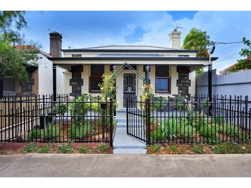 82 Langham Place, Port Adelaide SA 5015