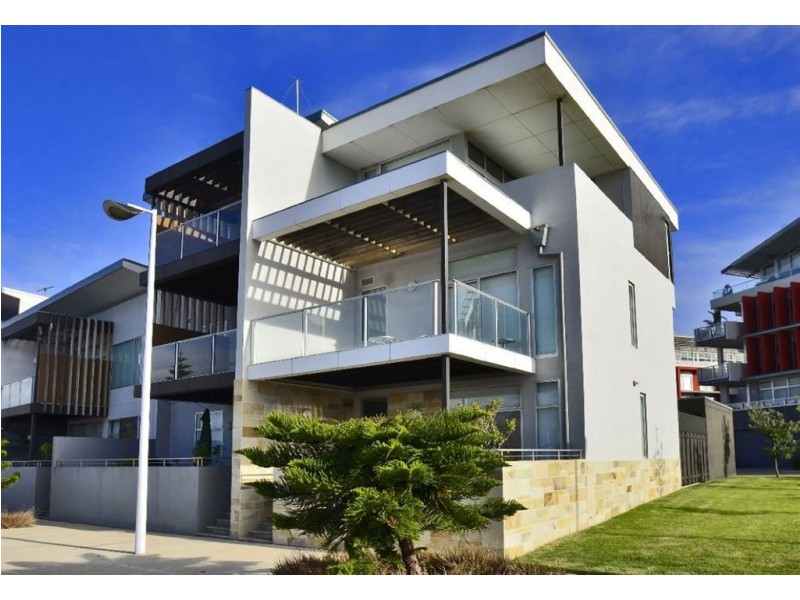 3 Karra Cove, New Port SA 5015