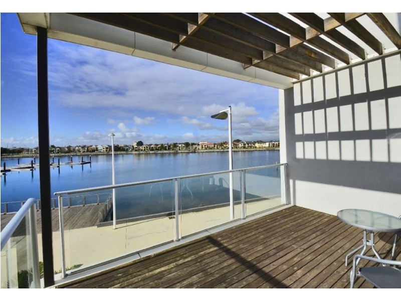 3 Karra Cove, New Port SA 5015