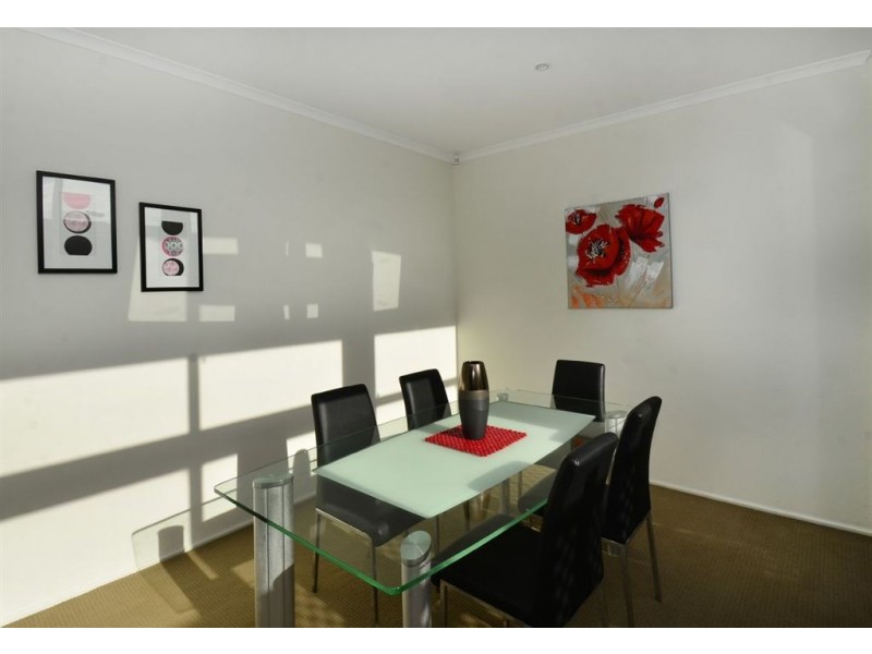 3 Karra Cove, New Port SA 5015