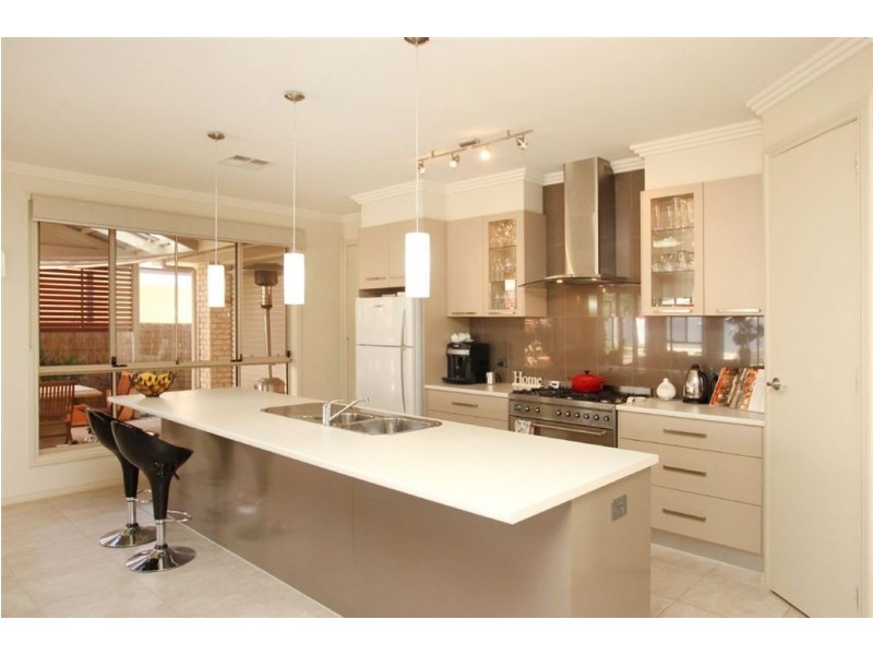 11 Huron Grove, West Lakes SA 5021