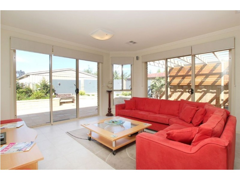 11 Huron Grove, West Lakes SA 5021