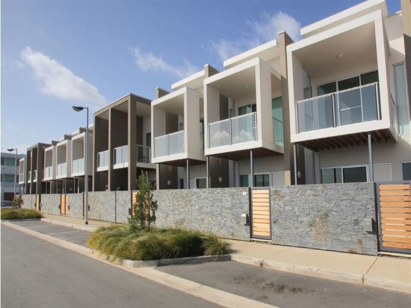 22 Karka Cove, New Port SA 5015