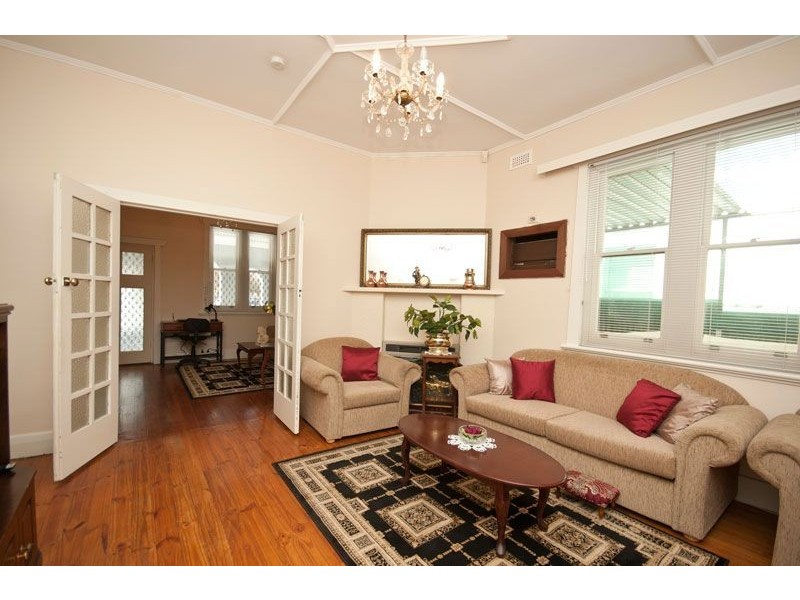 8 Company Street, Semaphore SA 5019