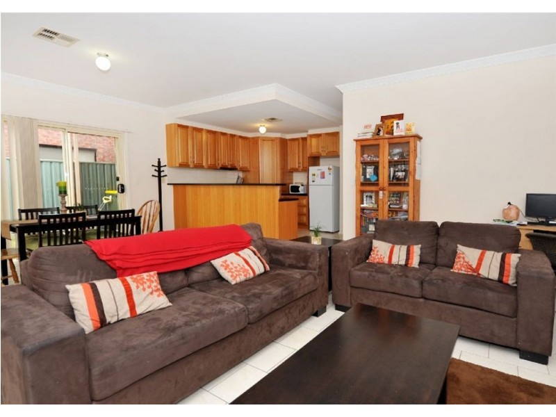 10 Cygnet Street, Mawson Lakes SA 5095