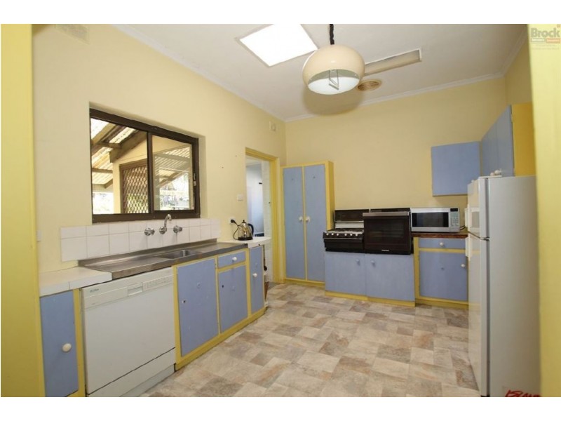 31 Kenilworth Street, Largs North SA 5016