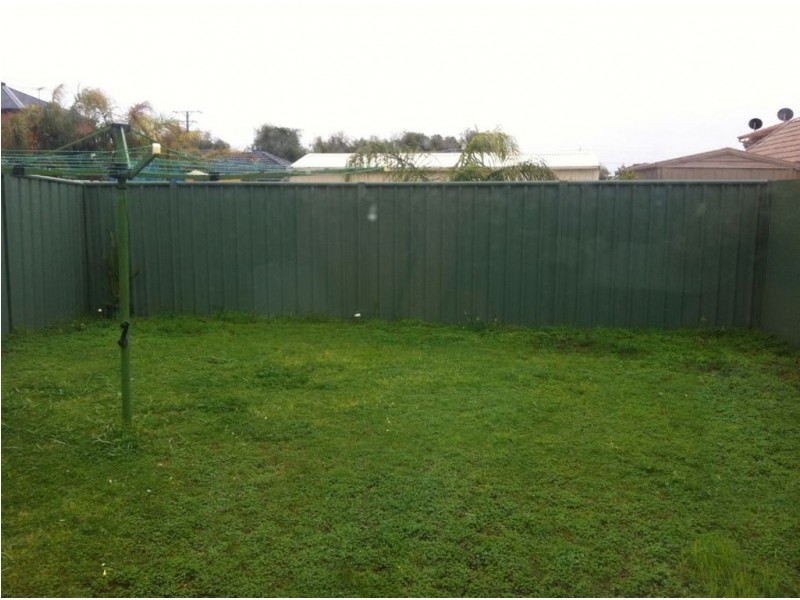 1b Beatty Ave, Taperoo SA 5017