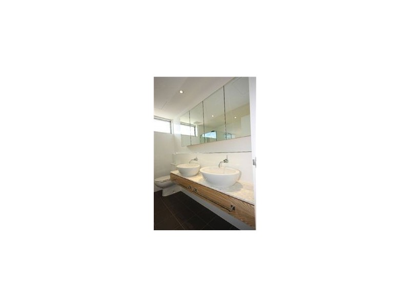 26 Tarni Court, New Port SA 5015