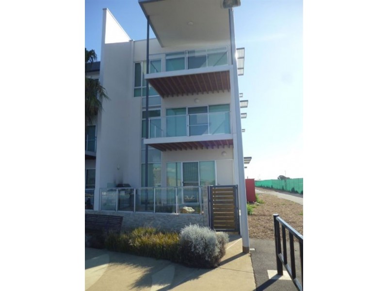 17 Karka Cove, New Port SA 5015