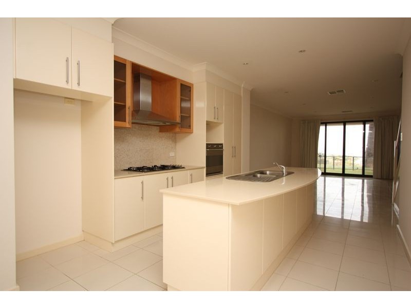 2/40 Esplanade, Semaphore SA 5019