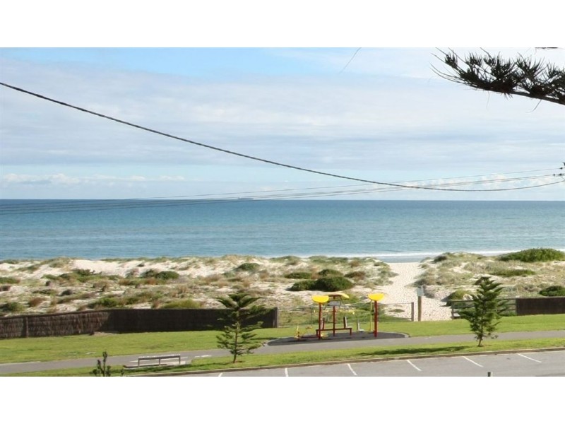 2/40 Esplanade, Semaphore SA 5019