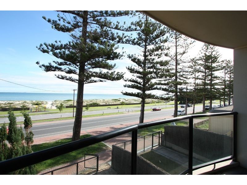 2/40 Esplanade, Semaphore SA 5019