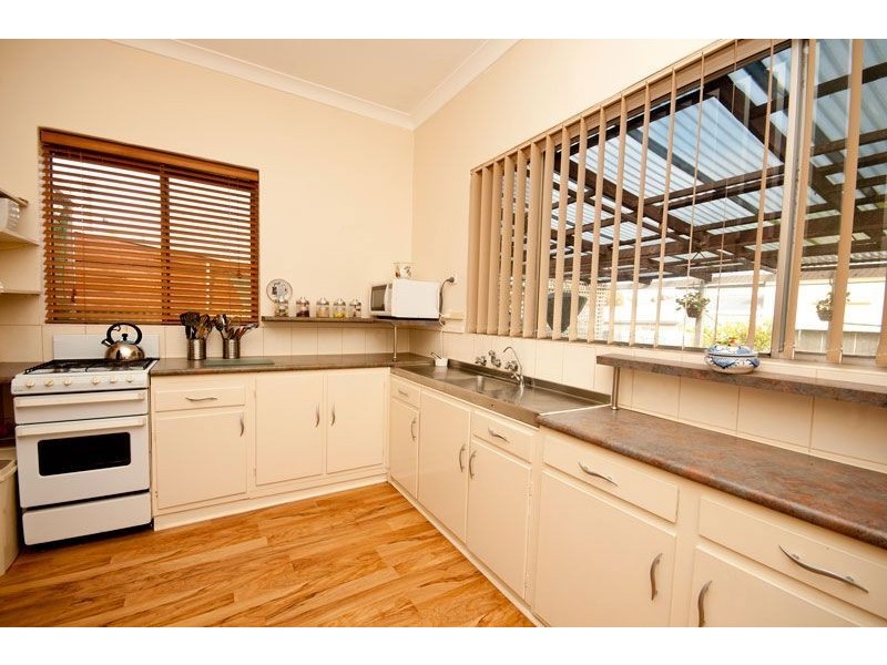 8 Company Street, Semaphore SA 5019