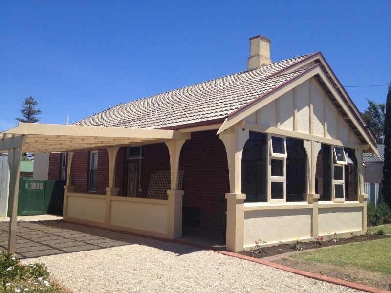 10 Kanowna Road, Largs Bay SA 5016