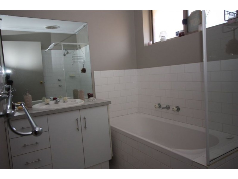 12/310 victoria road, Largs North SA 5016