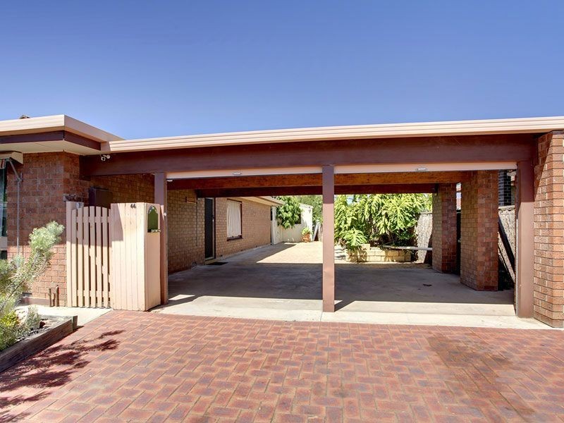 44 Lambert Avenue, West Lakes Shore SA 5020