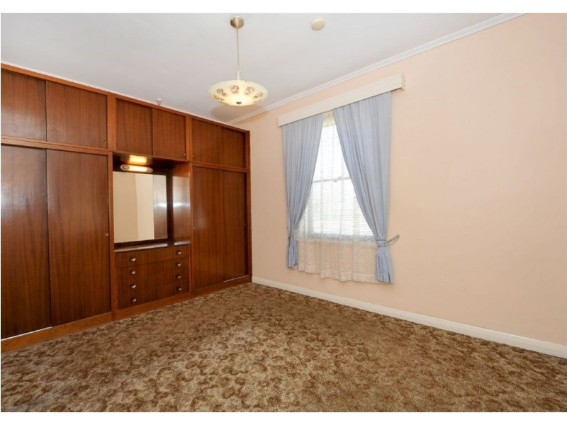 18 Alfred Avenue, Seaton SA 5023