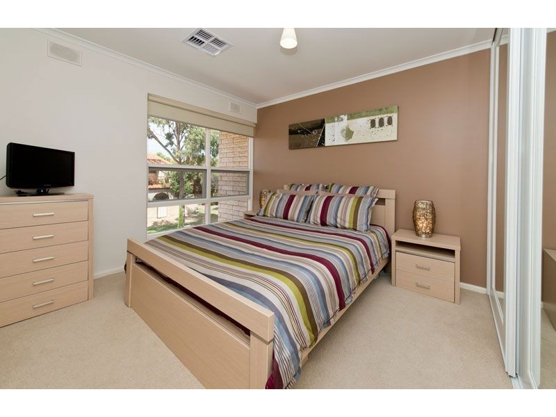 1/7 Mooloola Way, West Lakes Shore SA 5020