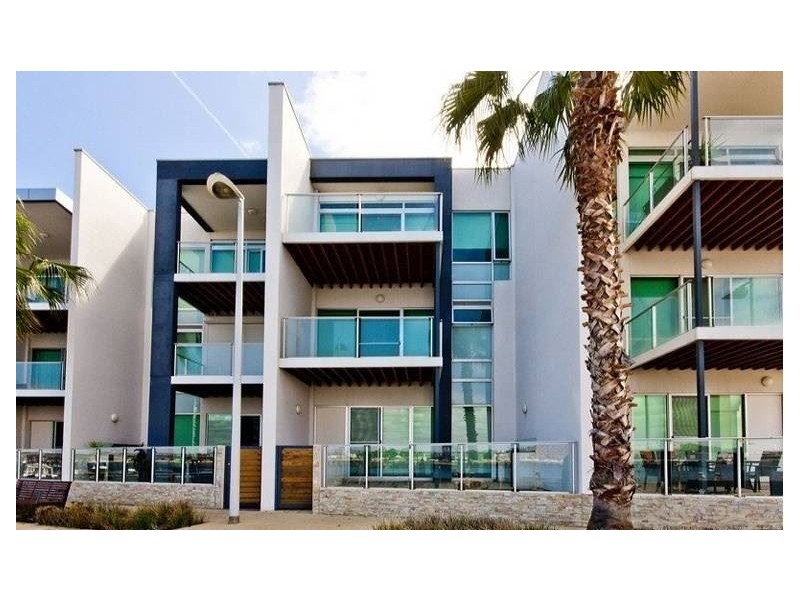 19 Karka Cove, New Port SA 5015