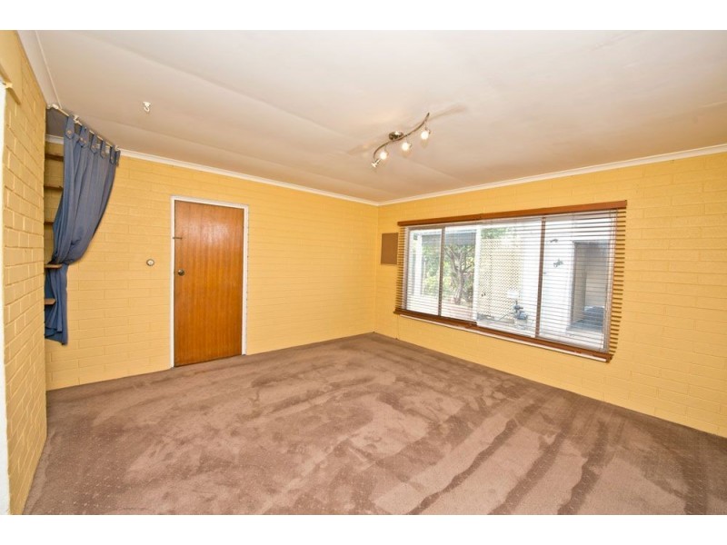 24 Gunn Street, Birkenhead SA 5015