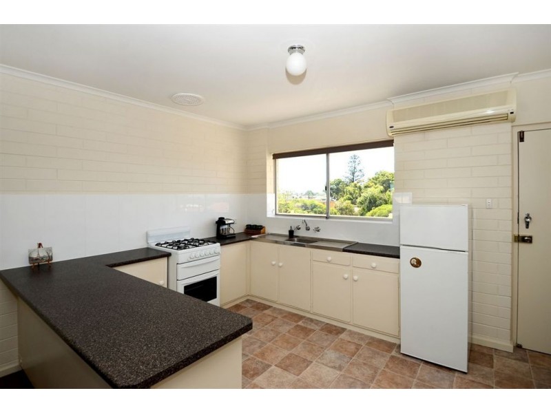 11/192 Seaview Road, Henley Beach South SA 5022