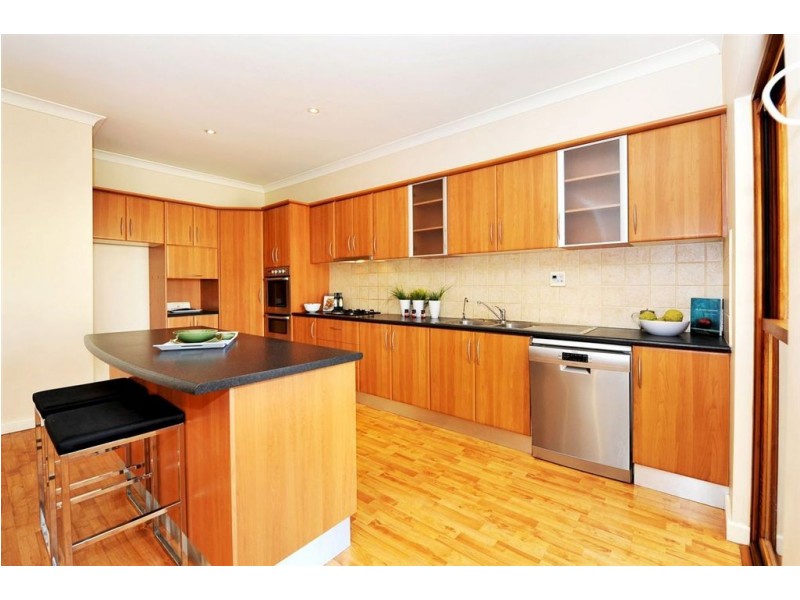 18 East Terrace, Henley Beach SA 5022