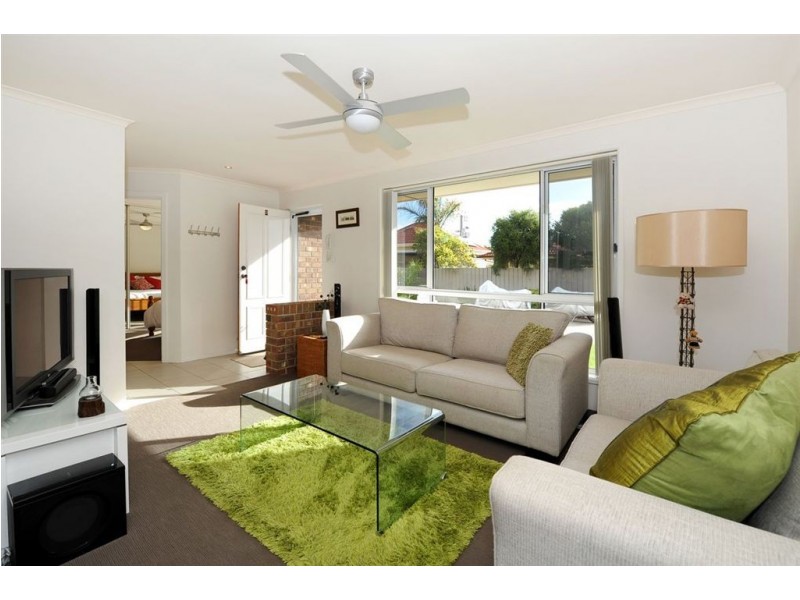 2/17 Sansom Road, Semaphore Park SA 5019