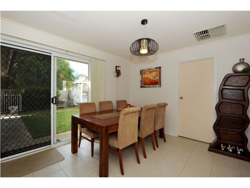 2/17 Sansom Road, Semaphore Park SA 5019