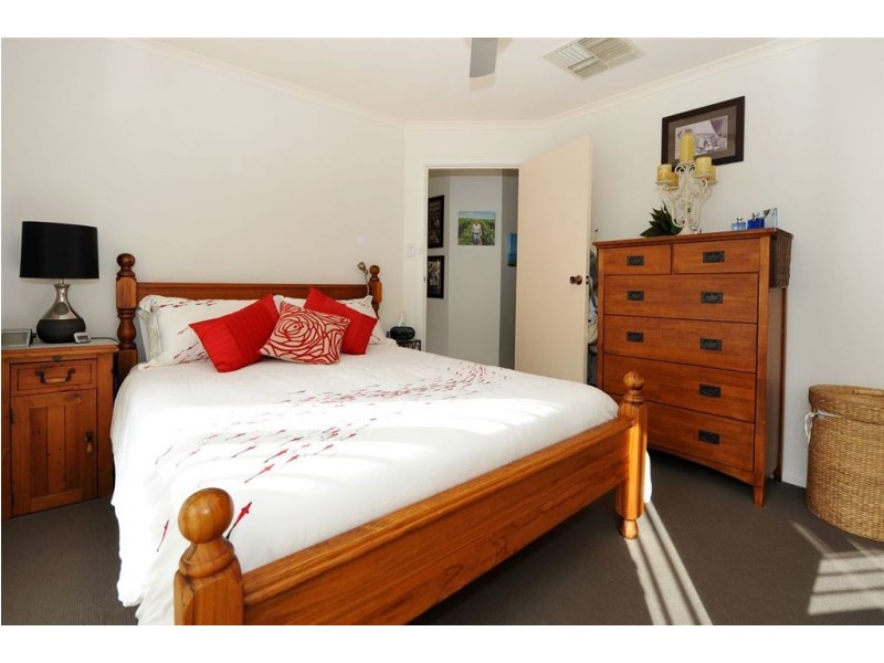 2/17 Sansom Road, Semaphore Park SA 5019