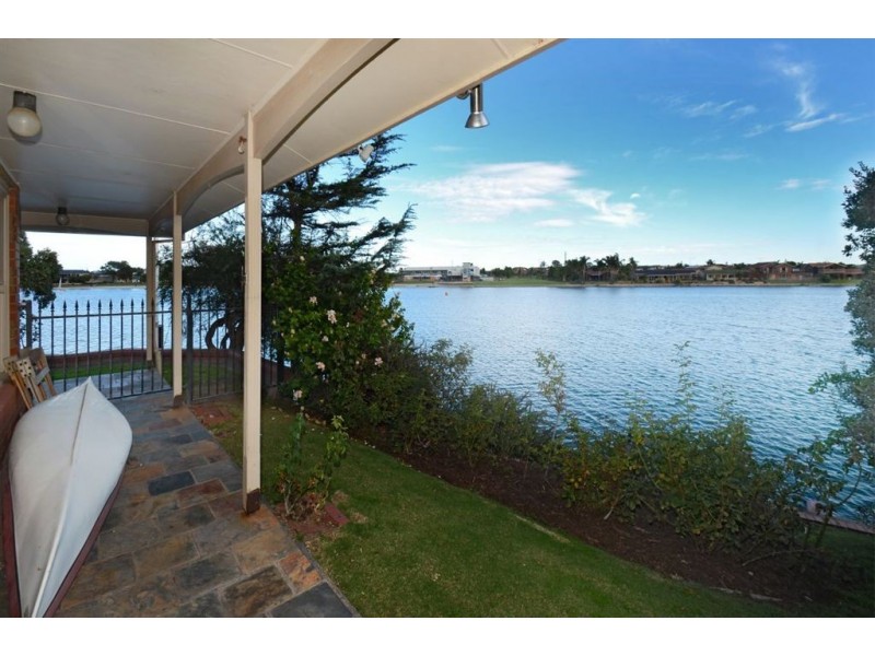 33 Martin Court, West Lakes SA 5021