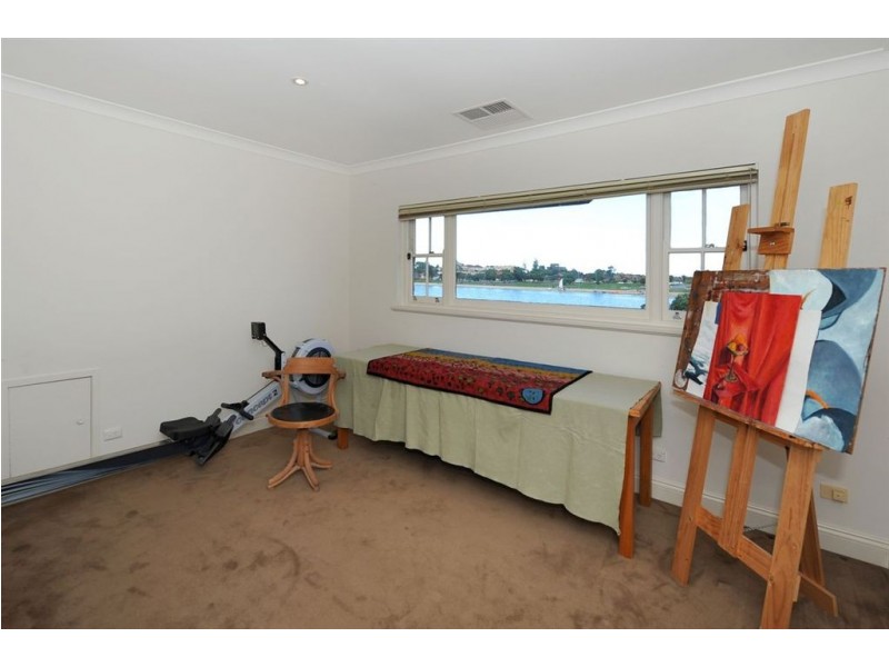 33 Martin Court, West Lakes SA 5021