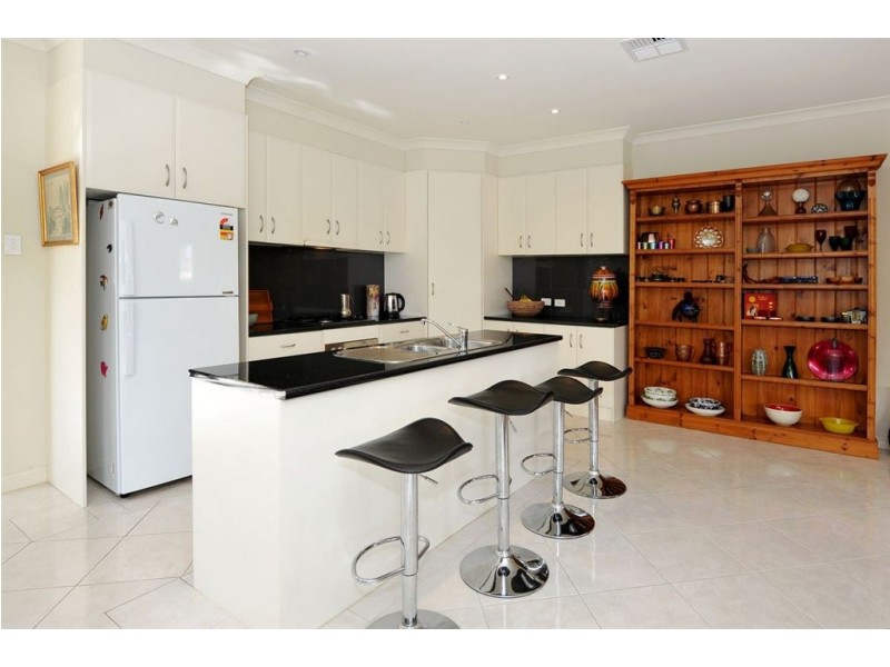 58 Fairford Terrace, West Lakes Shore SA 5020