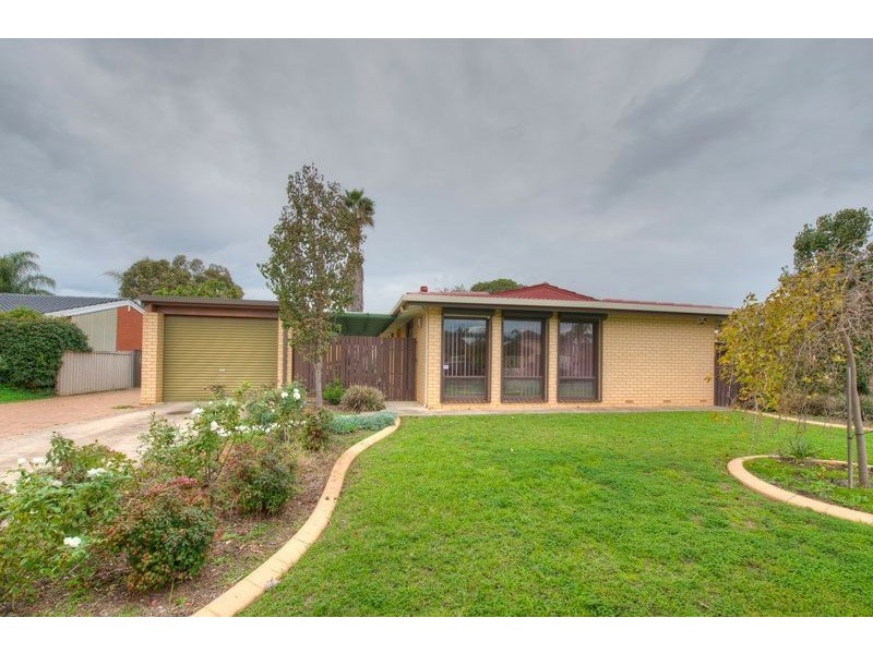 11 Finke Avenue, West Lakes Shore SA 5020